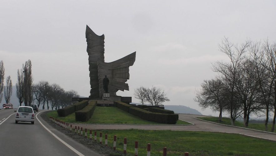 Monumentul de la Păuliș